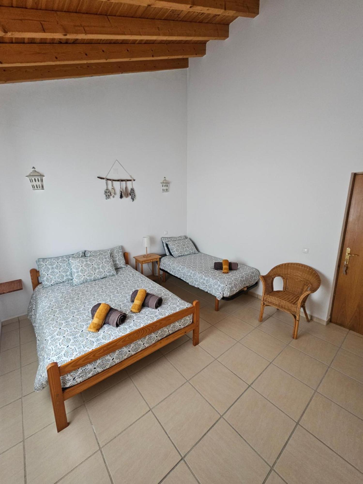 Casa Delbon Guest House Aljezur Buitenkant foto